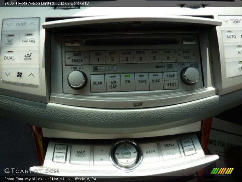 Black / Light Gray 2005 Toyota Avalon Limited