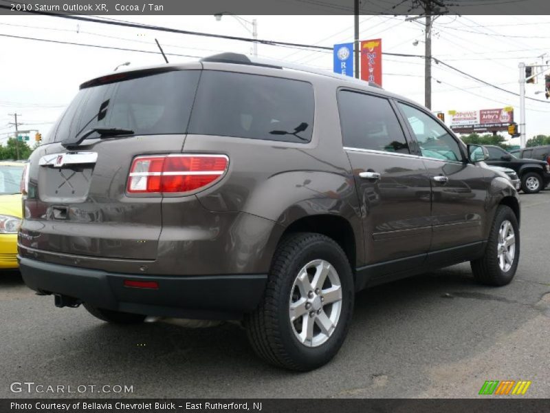 Cocoa / Tan 2010 Saturn Outlook XR