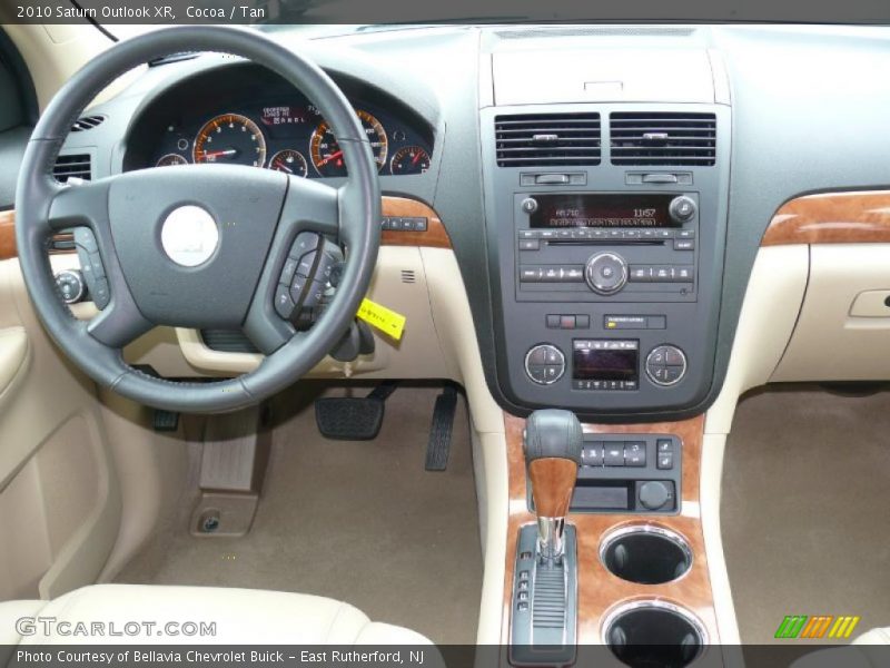Cocoa / Tan 2010 Saturn Outlook XR