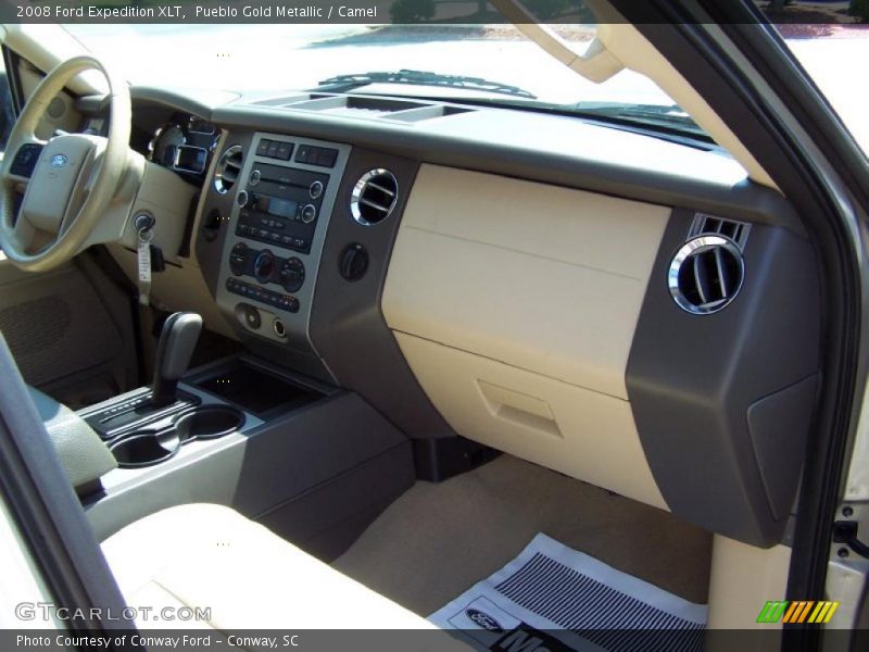 Pueblo Gold Metallic / Camel 2008 Ford Expedition XLT