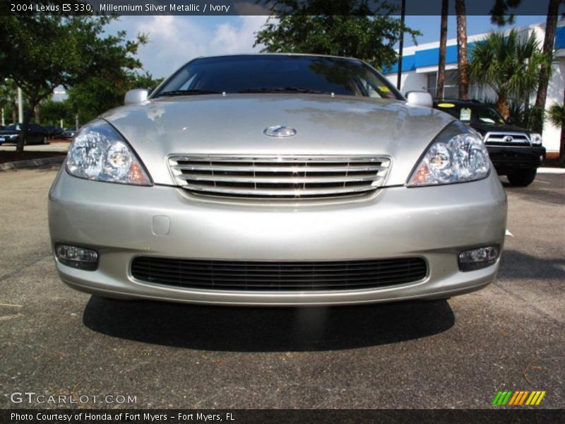 Millennium Silver Metallic / Ivory 2004 Lexus ES 330