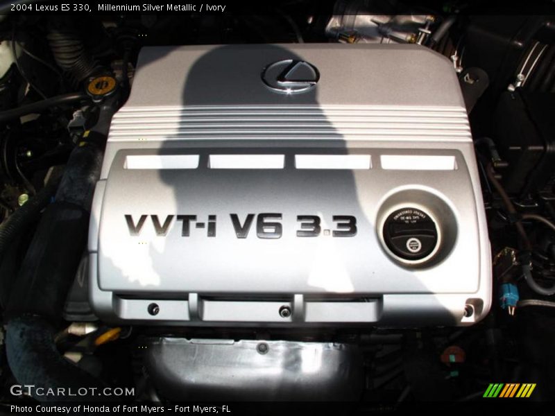 Millennium Silver Metallic / Ivory 2004 Lexus ES 330