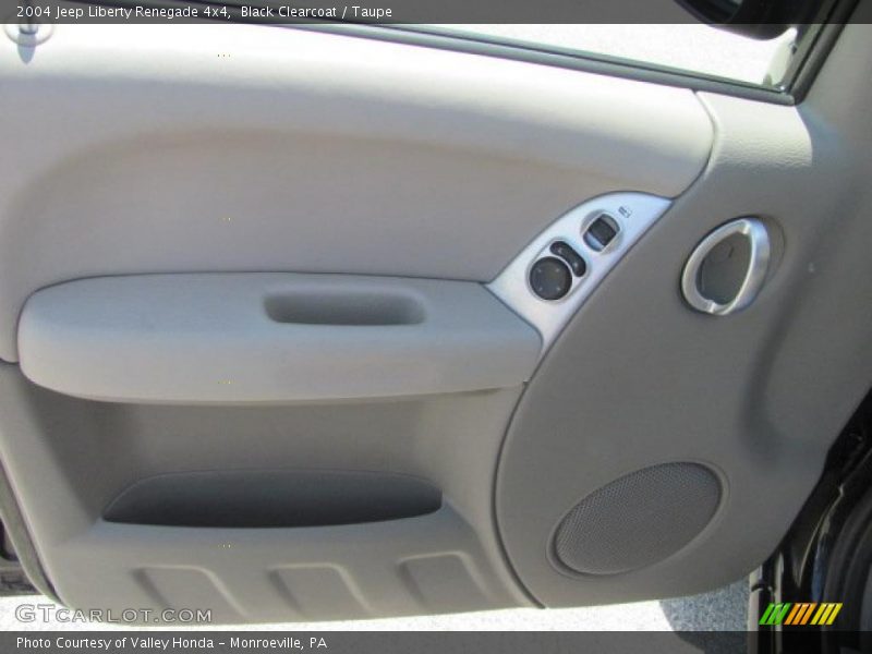 Black Clearcoat / Taupe 2004 Jeep Liberty Renegade 4x4