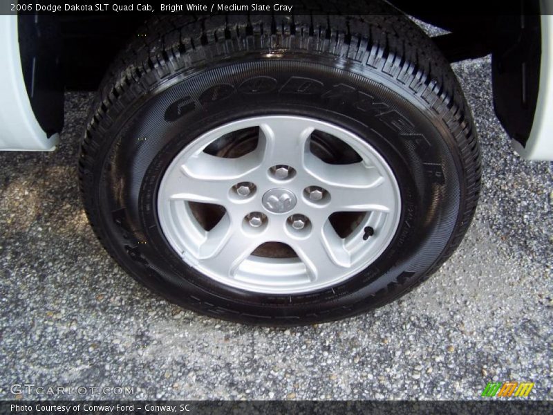 Bright White / Medium Slate Gray 2006 Dodge Dakota SLT Quad Cab