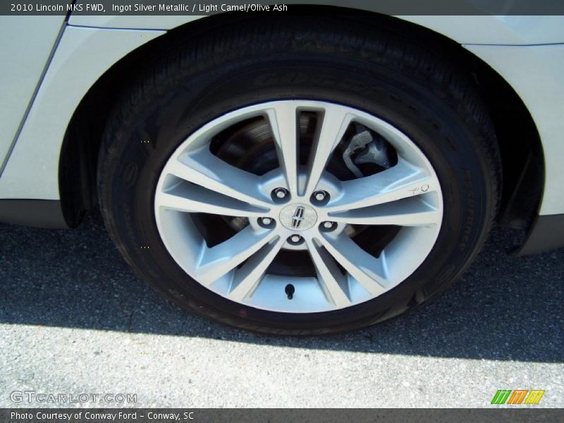 Ingot Silver Metallic / Light Camel/Olive Ash 2010 Lincoln MKS FWD