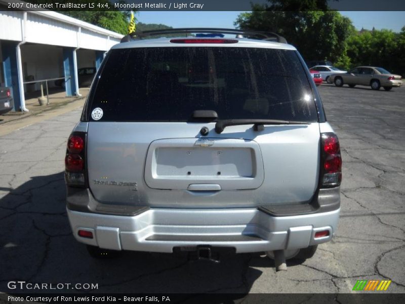 Moondust Metallic / Light Gray 2007 Chevrolet TrailBlazer LS 4x4