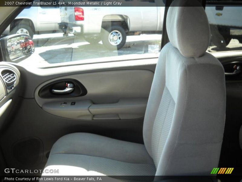 Moondust Metallic / Light Gray 2007 Chevrolet TrailBlazer LS 4x4