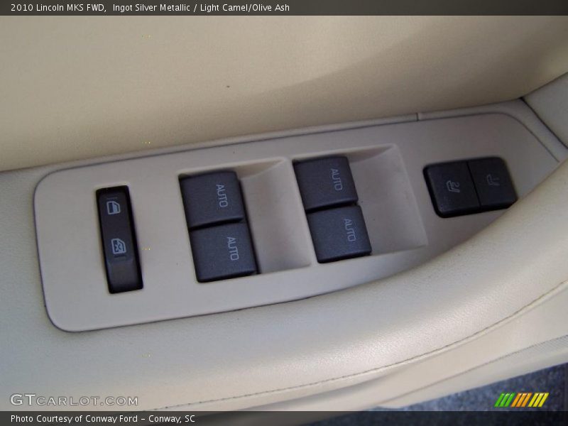 Ingot Silver Metallic / Light Camel/Olive Ash 2010 Lincoln MKS FWD