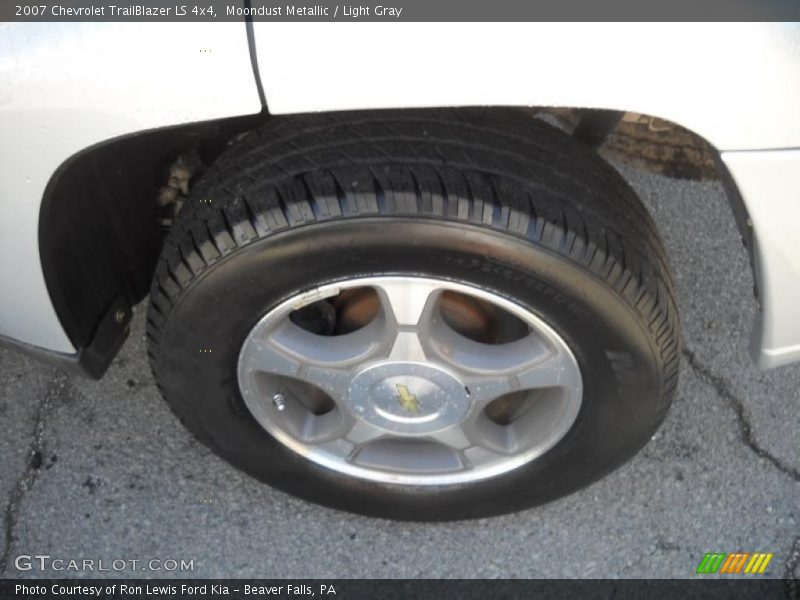 Moondust Metallic / Light Gray 2007 Chevrolet TrailBlazer LS 4x4