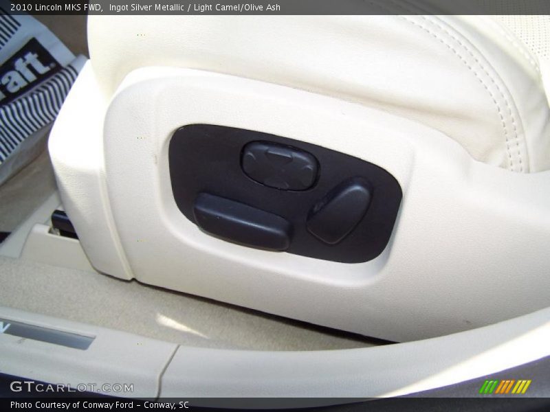 Ingot Silver Metallic / Light Camel/Olive Ash 2010 Lincoln MKS FWD