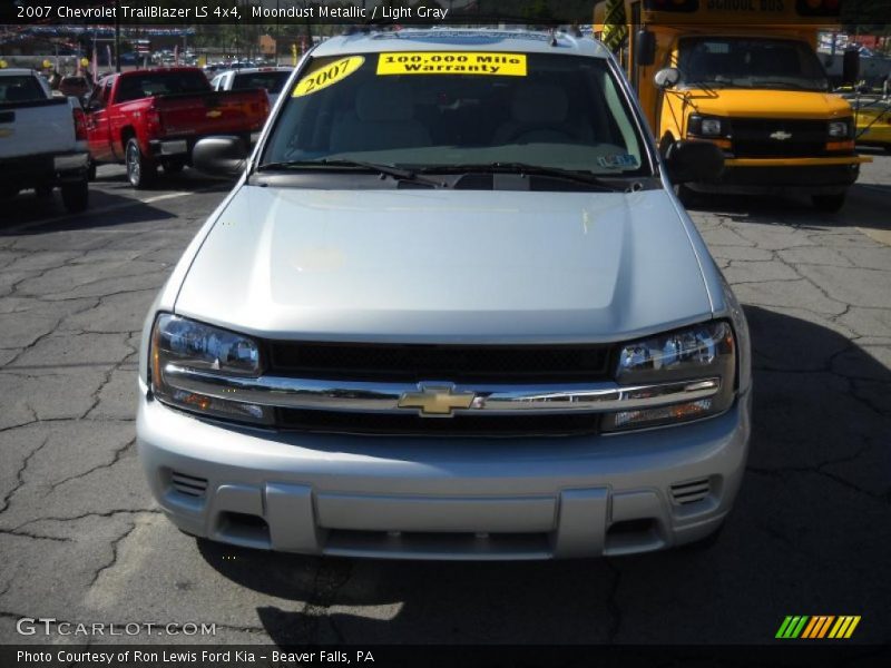 Moondust Metallic / Light Gray 2007 Chevrolet TrailBlazer LS 4x4