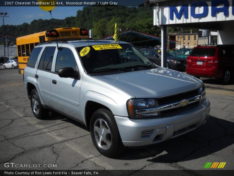Moondust Metallic / Light Gray 2007 Chevrolet TrailBlazer LS 4x4