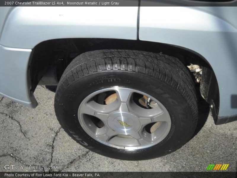 Moondust Metallic / Light Gray 2007 Chevrolet TrailBlazer LS 4x4