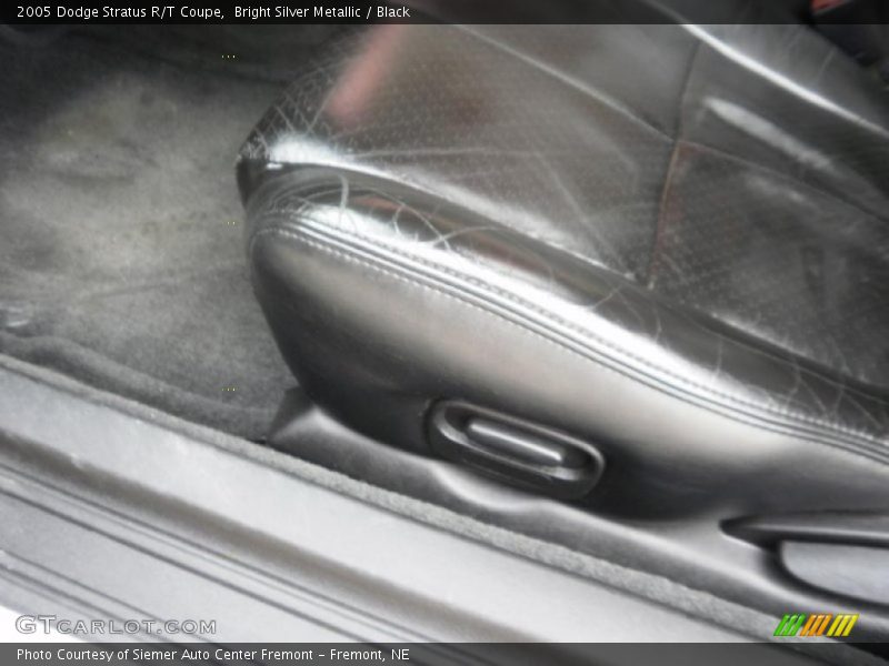 Bright Silver Metallic / Black 2005 Dodge Stratus R/T Coupe
