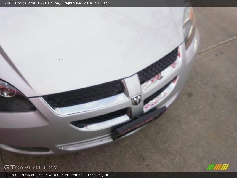 Bright Silver Metallic / Black 2005 Dodge Stratus R/T Coupe
