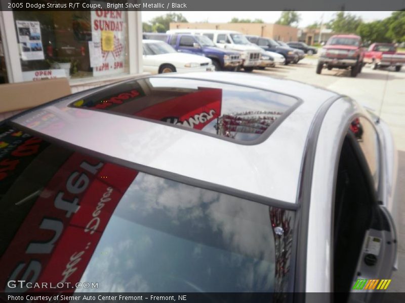 Bright Silver Metallic / Black 2005 Dodge Stratus R/T Coupe