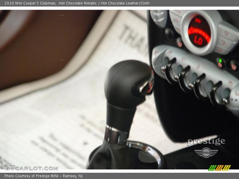 Hot Chocolate Metallic / Hot Chocolate Leather/Cloth 2010 Mini Cooper S Clubman