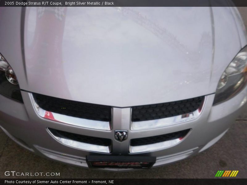 Bright Silver Metallic / Black 2005 Dodge Stratus R/T Coupe