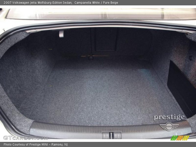 Campanella White / Pure Beige 2007 Volkswagen Jetta Wolfsburg Edition Sedan