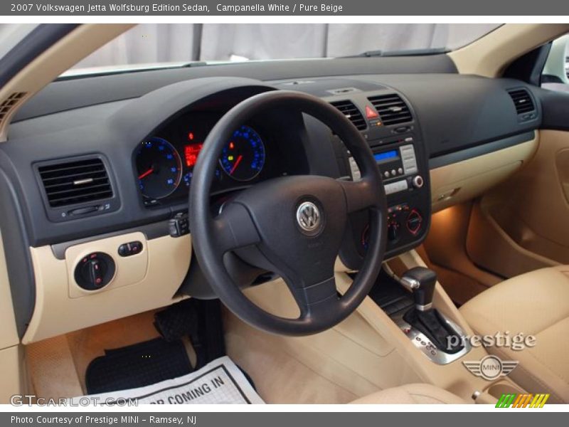 Campanella White / Pure Beige 2007 Volkswagen Jetta Wolfsburg Edition Sedan
