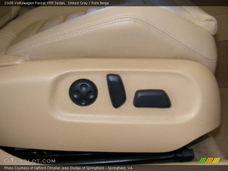 United Gray / Pure Beige 2008 Volkswagen Passat VR6 Sedan
