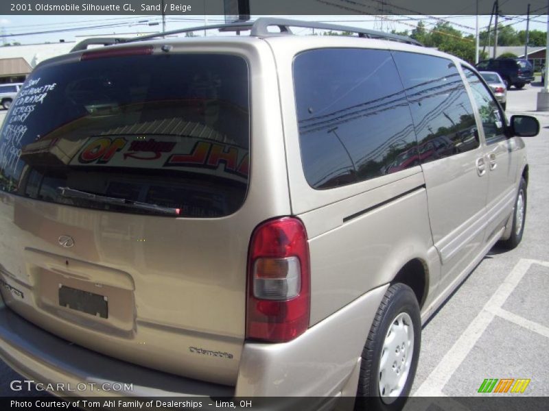 Sand / Beige 2001 Oldsmobile Silhouette GL