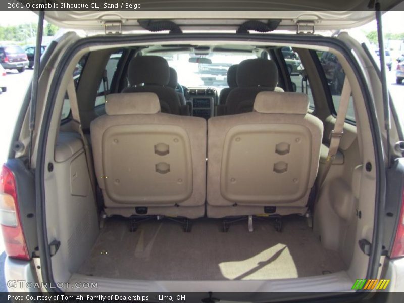 Sand / Beige 2001 Oldsmobile Silhouette GL