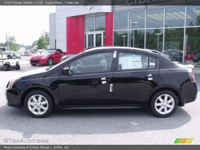 Super Black / Charcoal 2010 Nissan Sentra 2.0 SR