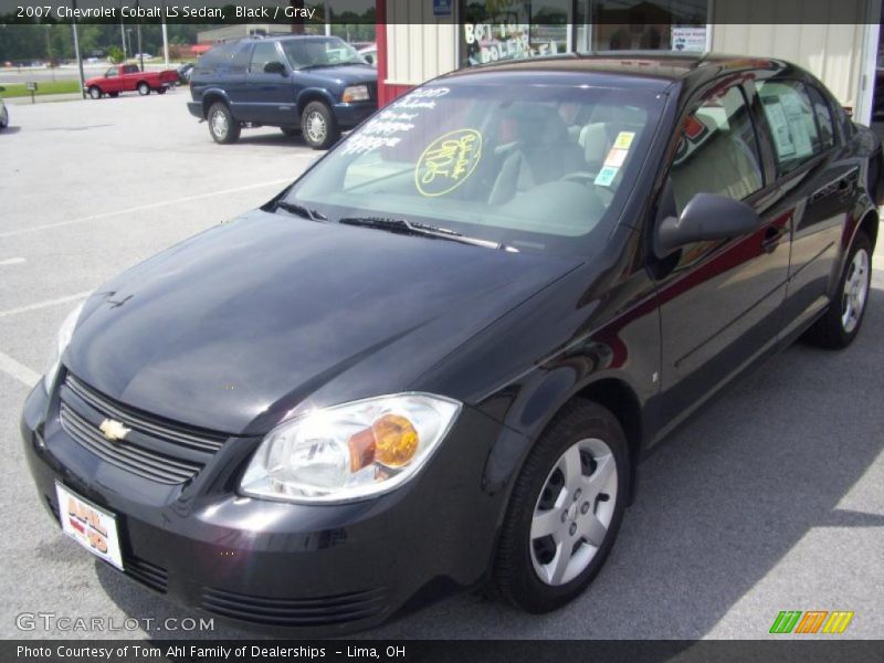 Black / Gray 2007 Chevrolet Cobalt LS Sedan