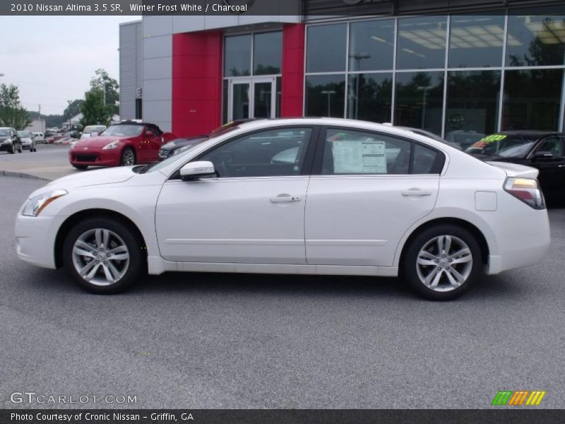 Winter Frost White / Charcoal 2010 Nissan Altima 3.5 SR
