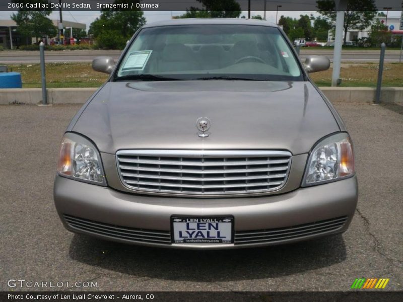 Bronzemist / Oatmeal 2000 Cadillac DeVille Sedan