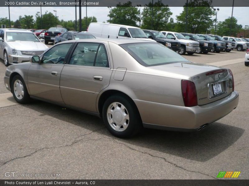Bronzemist / Oatmeal 2000 Cadillac DeVille Sedan
