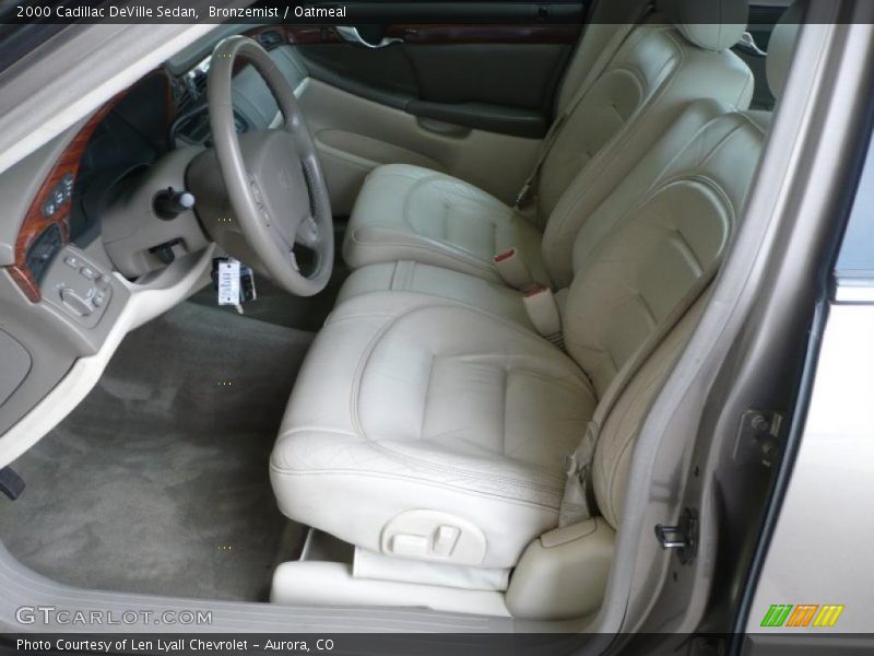 Bronzemist / Oatmeal 2000 Cadillac DeVille Sedan