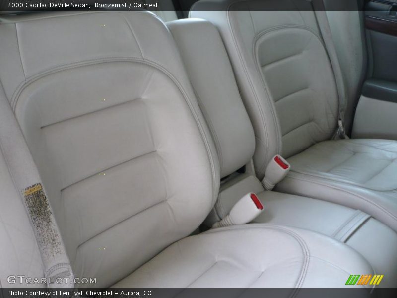 Bronzemist / Oatmeal 2000 Cadillac DeVille Sedan