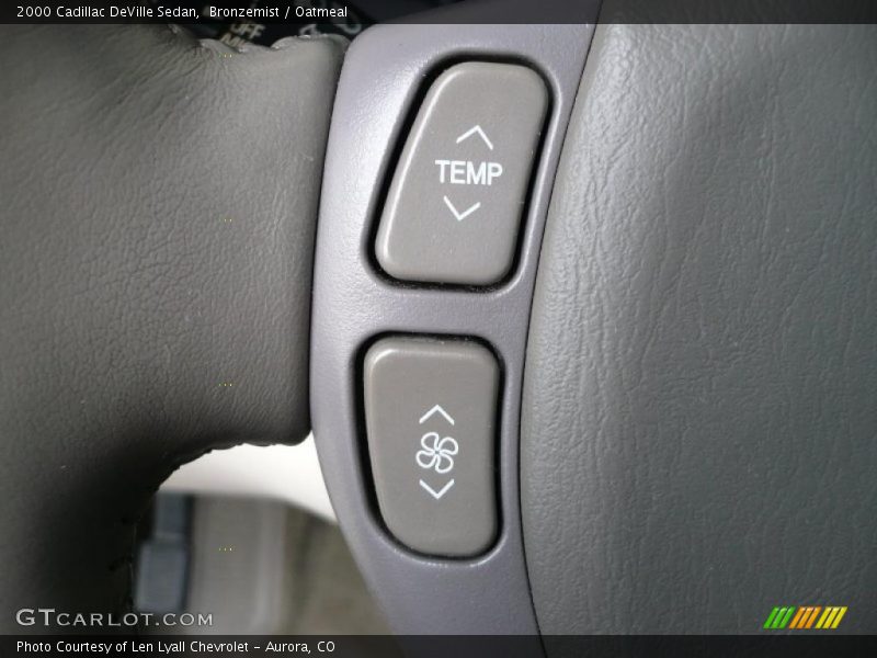 Bronzemist / Oatmeal 2000 Cadillac DeVille Sedan