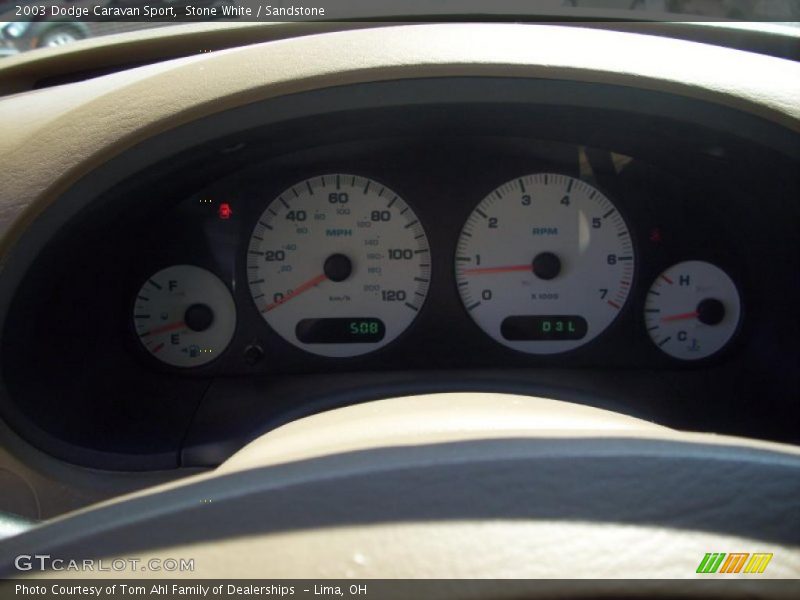 Stone White / Sandstone 2003 Dodge Caravan Sport
