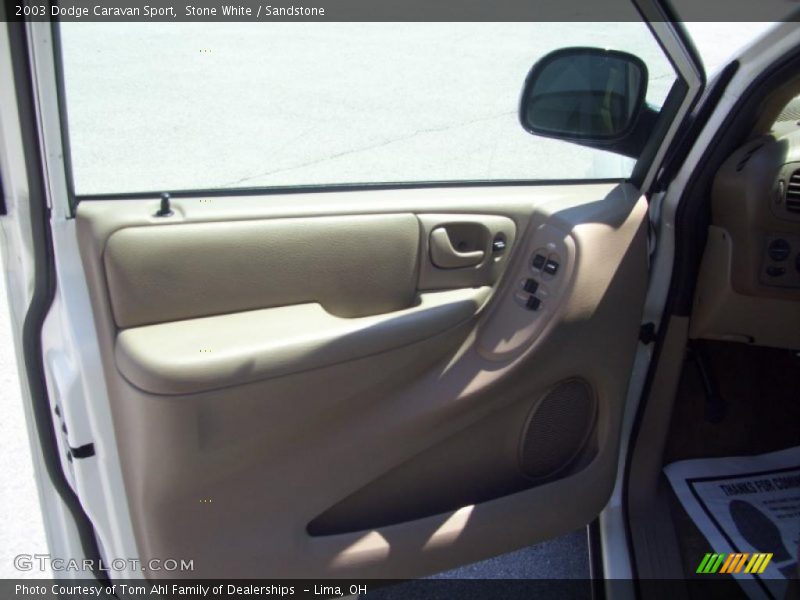 Stone White / Sandstone 2003 Dodge Caravan Sport