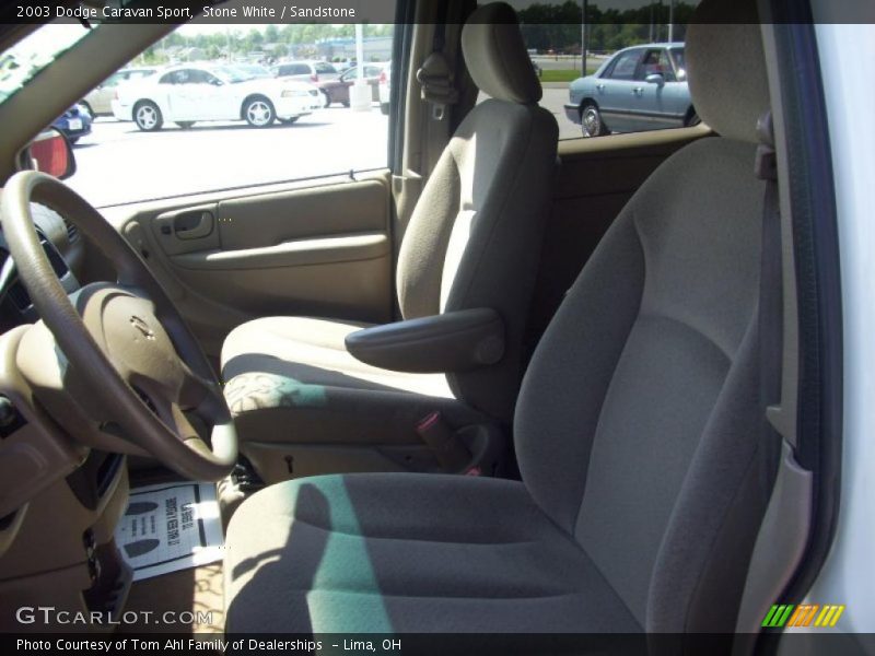 Stone White / Sandstone 2003 Dodge Caravan Sport