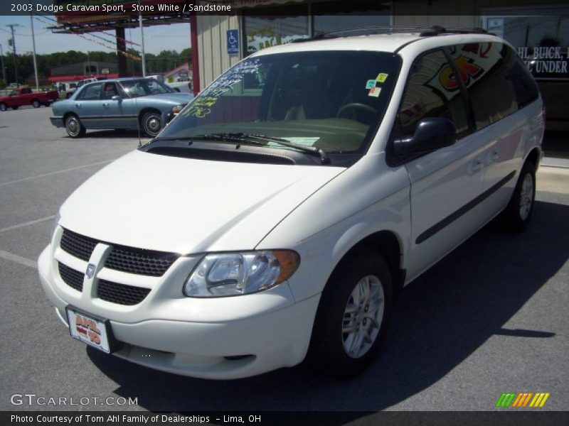 Stone White / Sandstone 2003 Dodge Caravan Sport