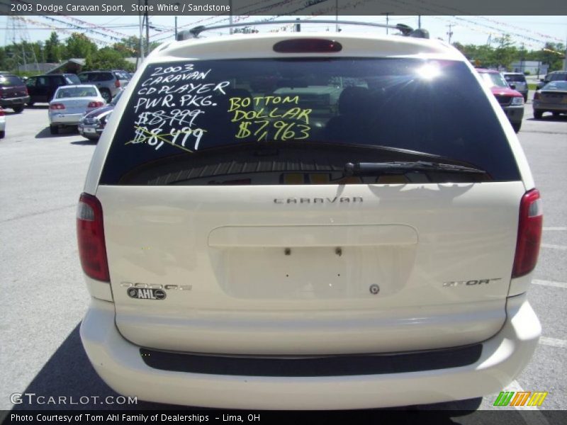Stone White / Sandstone 2003 Dodge Caravan Sport
