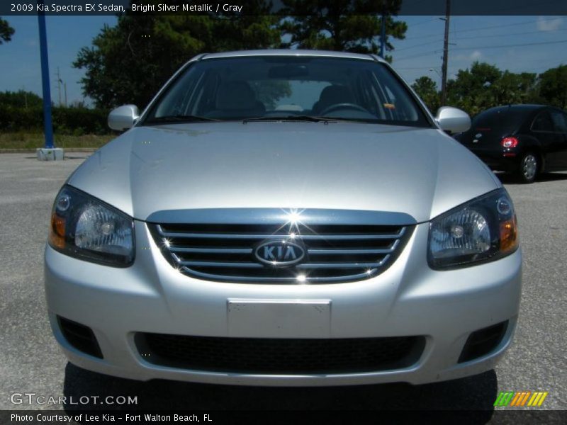 Bright Silver Metallic / Gray 2009 Kia Spectra EX Sedan
