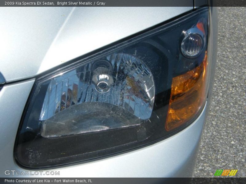 Bright Silver Metallic / Gray 2009 Kia Spectra EX Sedan