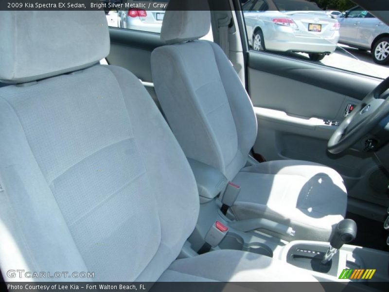 Bright Silver Metallic / Gray 2009 Kia Spectra EX Sedan