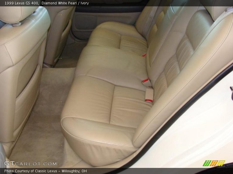 Diamond White Pearl / Ivory 1999 Lexus GS 400