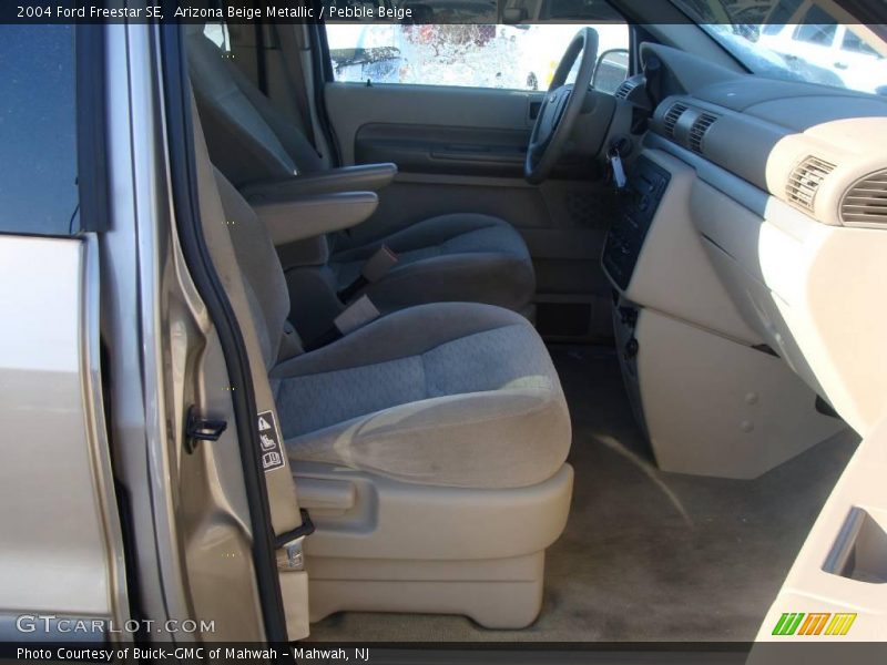 Arizona Beige Metallic / Pebble Beige 2004 Ford Freestar SE