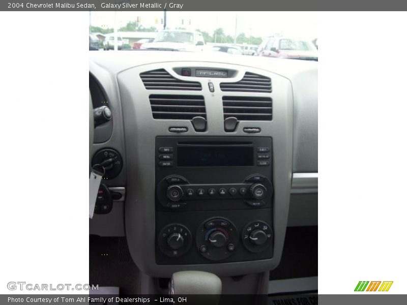Galaxy Silver Metallic / Gray 2004 Chevrolet Malibu Sedan