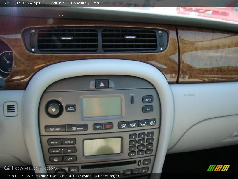 Adriatic Blue Metallic / Dove 2003 Jaguar X-Type 2.5