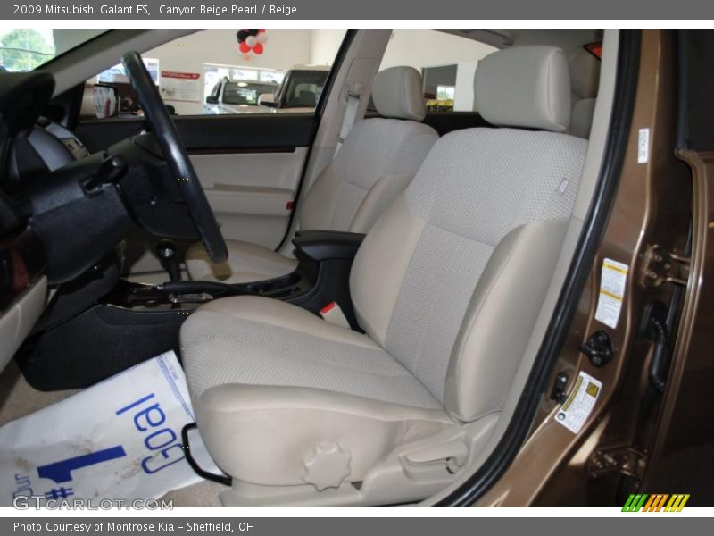 Canyon Beige Pearl / Beige 2009 Mitsubishi Galant ES