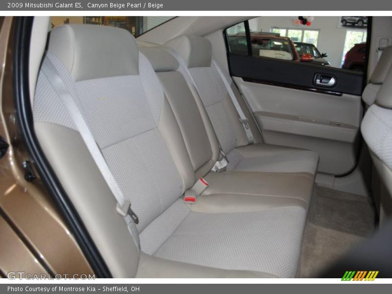 Canyon Beige Pearl / Beige 2009 Mitsubishi Galant ES