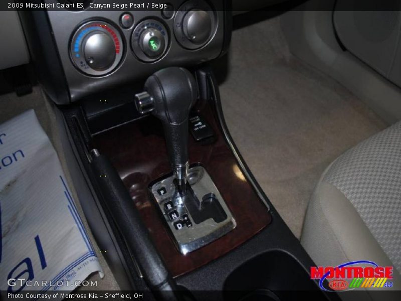 Canyon Beige Pearl / Beige 2009 Mitsubishi Galant ES